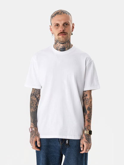 BASIC T-SHIRT