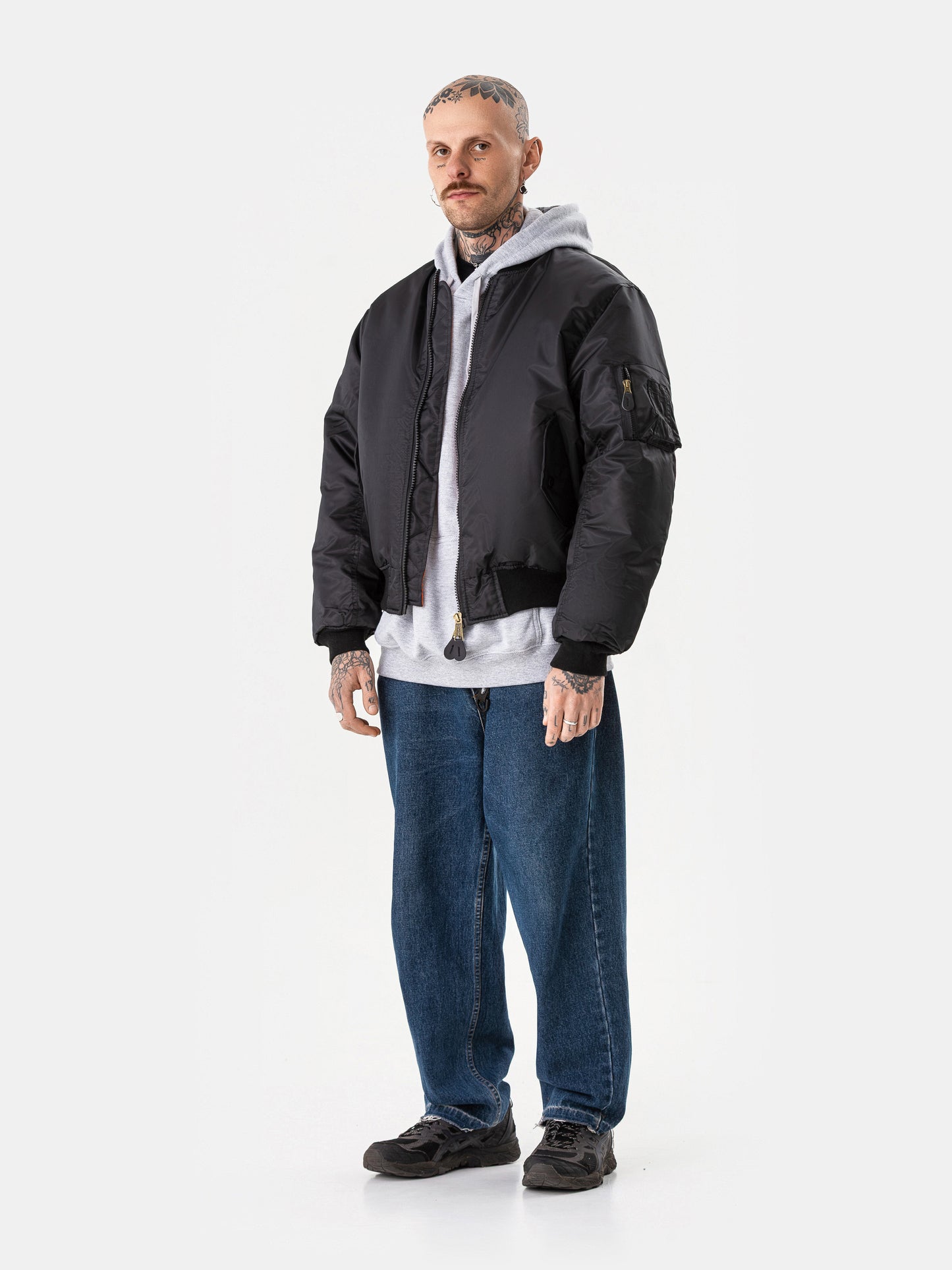 BASIC BOMBER JACKET