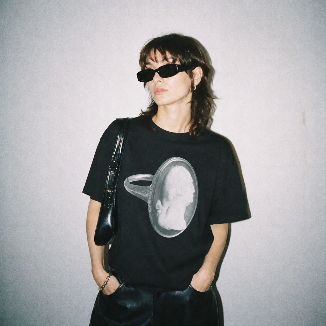 Cameo Ring T-Shirt
