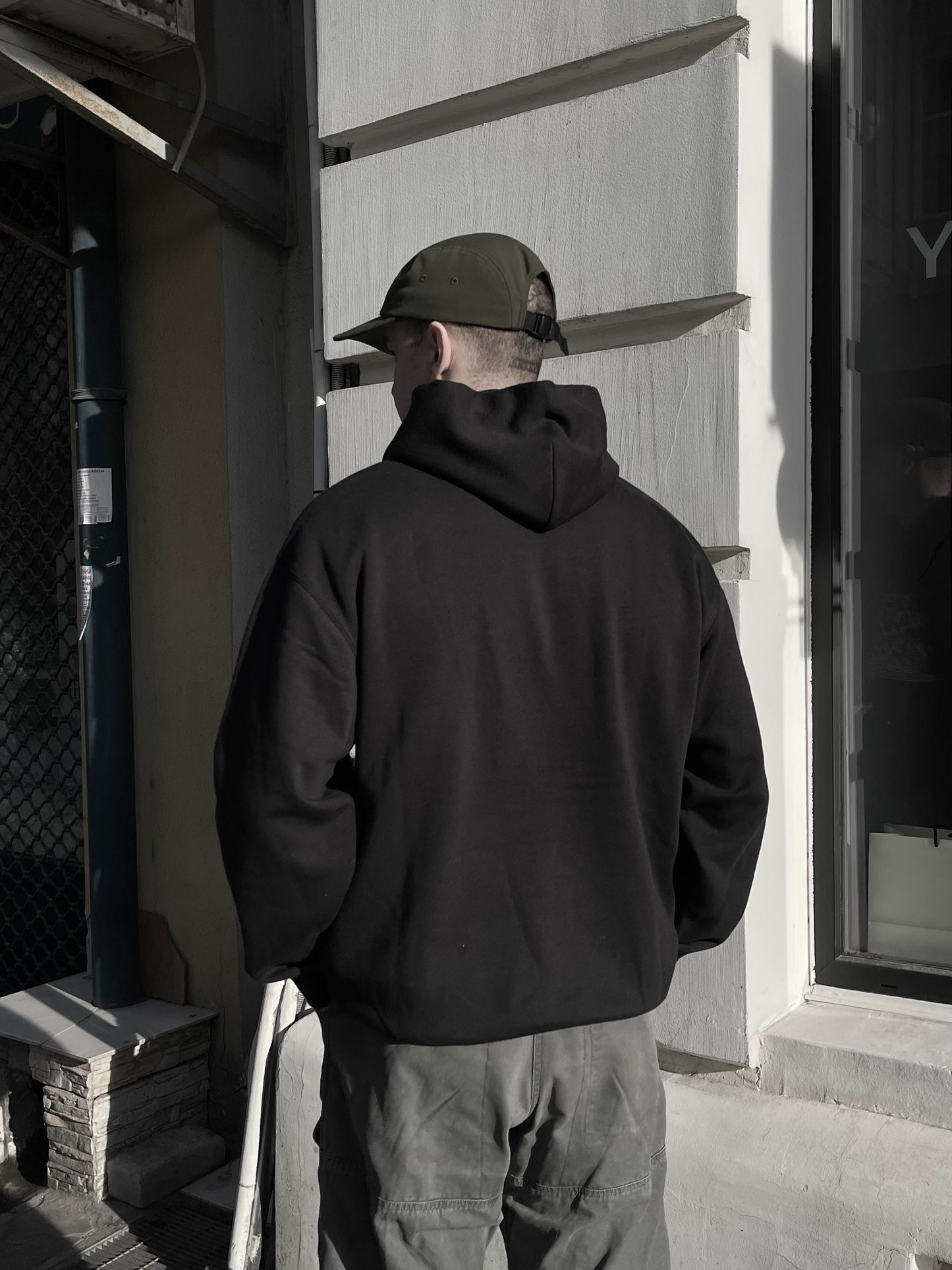WORKSHOP HOODIE SCHWARZ