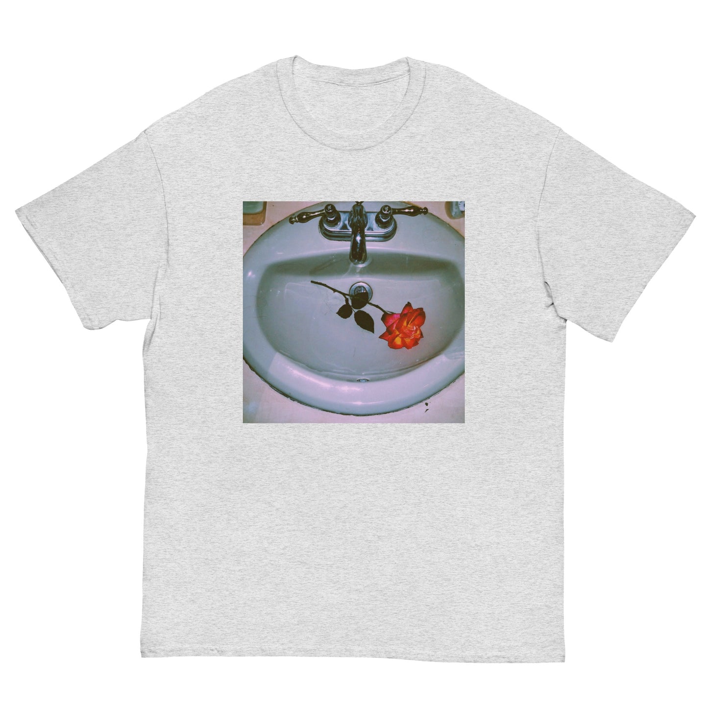 ROSEWATER T-SHIRT